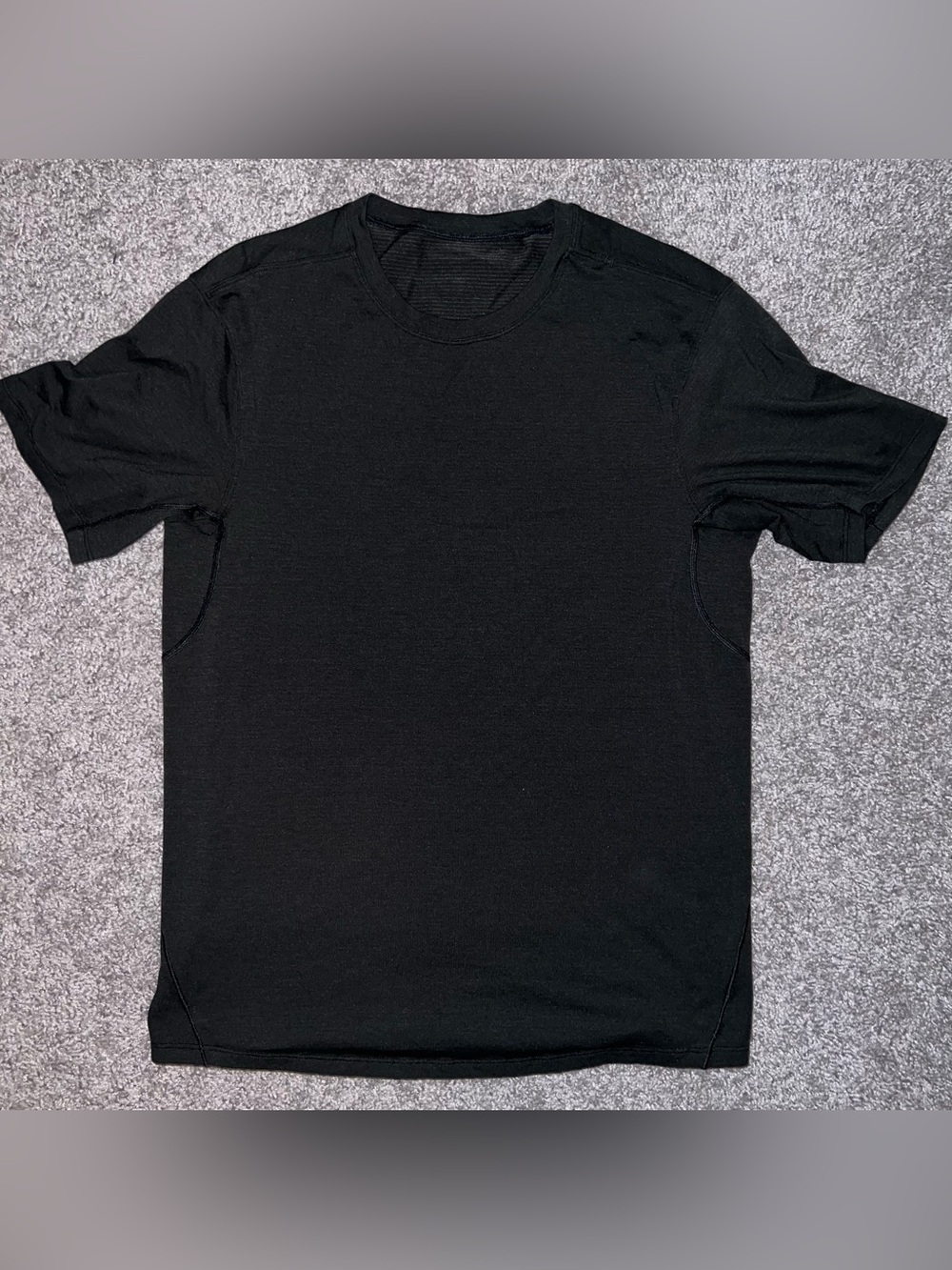 Lululemon Men's Black Crew Neck T-Shirt - Classic Everyday Tee